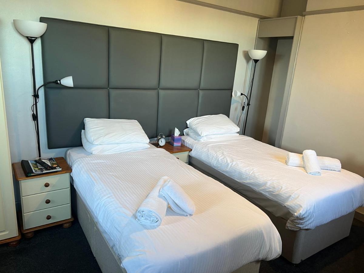 Links Lets Room Only Seahouses Exterior foto