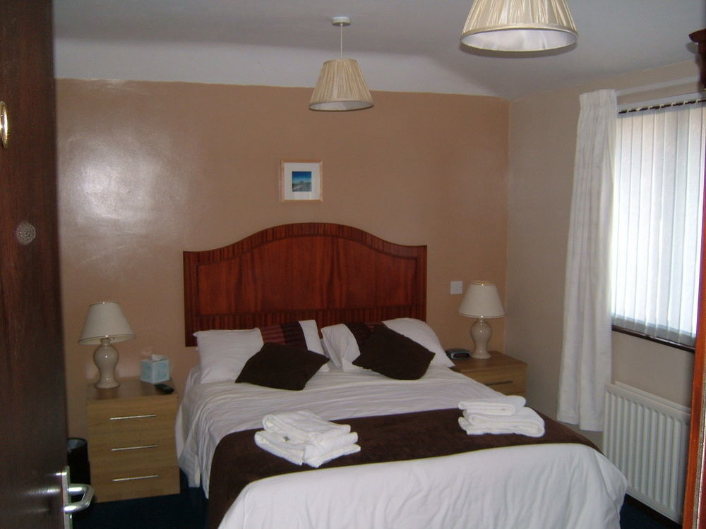 Links Lets Room Only Seahouses Exterior foto