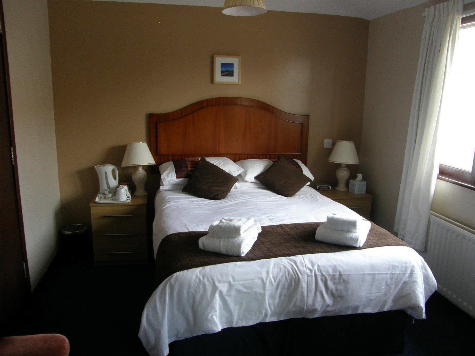 Links Lets Room Only Seahouses Exterior foto