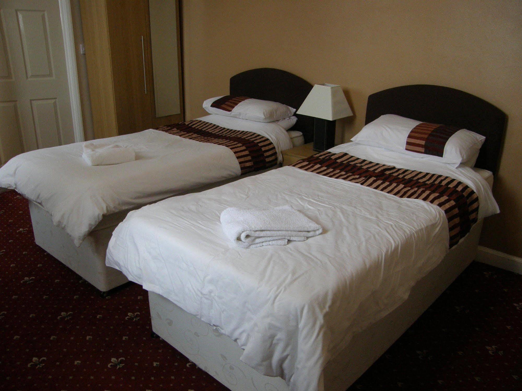 Links Lets Room Only Seahouses Exterior foto