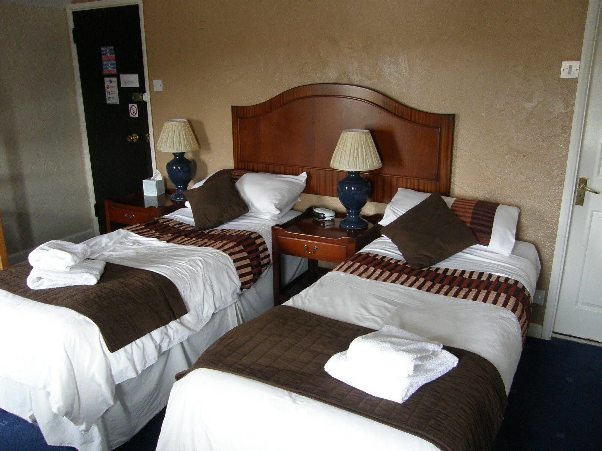 Links Lets Room Only Seahouses Exterior foto